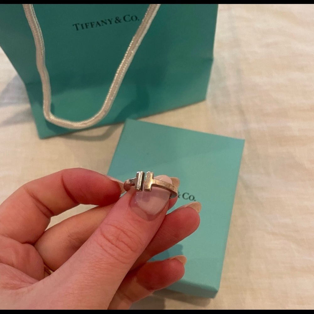 Tiffany T ring